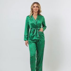 Kilo Brava Malachite Pj wrap set